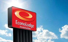 Econo Lodge Inn & Suites Yankton Exterior photo