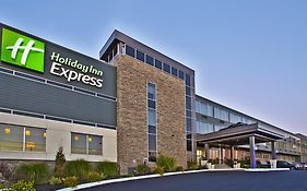 Holiday Inn Express - Sault Ste. Marie, An Ihg Hotel Exterior photo