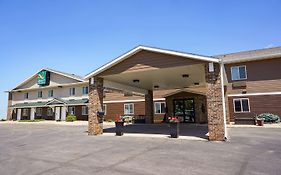 Quality Inn & Suites Watertown Exterior photo