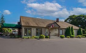 Quality Inn Great Barrington Exterior photo