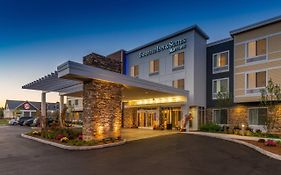 Fairfield Inn & Suites By Marriott Plymouth White Mountains Exterior photo