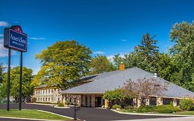 Americinn By Wyndham Delafield Exterior photo