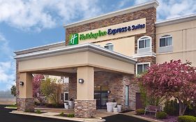 Holiday Inn Express & Suites Chicago-Libertyville, An Ihg Hotel Exterior photo