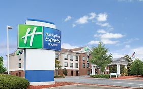 Holiday Inn Express Hotel & Suites Tappahannock, An Ihg Hotel Exterior photo