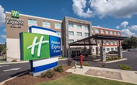 Holiday Inn Express & Suites - Commerce, An Ihg Hotel Exterior photo