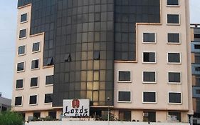 Отель Lords Plaza Сурат Exterior photo