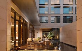 Joyze Hotel Xiamen, Curio Collection By Hilton Exterior photo