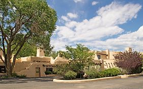 Sagebrush Inn & Suites Taos Exterior photo