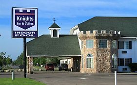 Knights Inn And Suites - Grand Forks Exterior photo