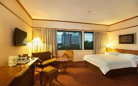 سورابايا فندق إلمي Room photo