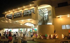 Davao Eagle Ridge Resort Exterior photo