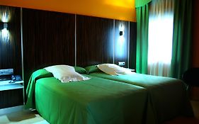 Hotel Gran Via Zaragoza Room photo
