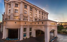 Hotel Le Royal Park Pondicherry Exterior photo