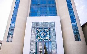 Shah Palace Hotel Bishkek Exterior photo