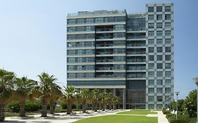 Aparthotel Okeanos On The Beach Herzliya Exterior photo