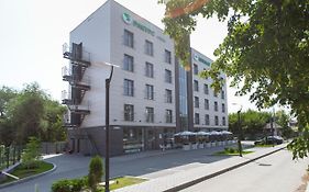 Hotel Rakurs Ulyanovsk Exterior photo