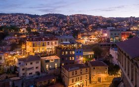 Fauna Hotel Valparaiso Exterior photo