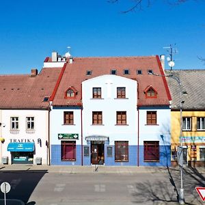 Hotel Pansky Dum Kostelec nad Orlici Exterior photo