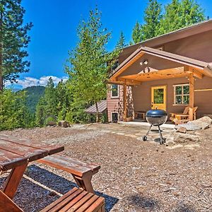 Secluded Leavenworth Cabin With Mtn Views And Fire Pit Villa Exterior photo