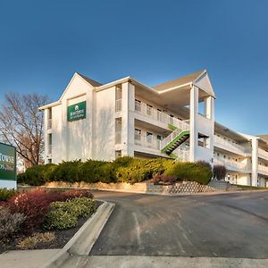 Hometowne Studios By Red Roof Kansas City - Independence Exterior photo