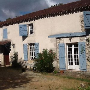 Ferme Du Prieure Bed & Breakfast Moirax Exterior photo