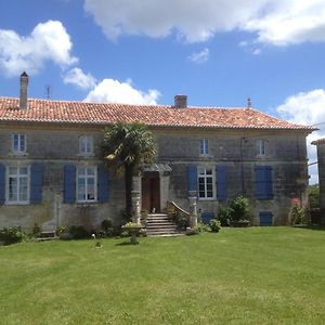 Le Moulin A Vent Bed & Breakfast Bertric-Buree Exterior photo