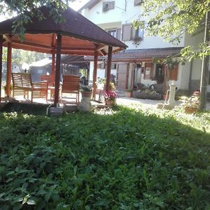 Il Posto Del Ciliegio Selvatico Bed & Breakfast Cavaliere  Exterior photo