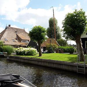 D'Oude Herbergh, Vakantiehuizen Aan Het Water Terherne Exterior photo