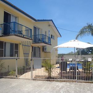 Harrington Village Motel Exterior photo