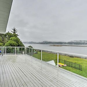 Cozy Getaway On North Bay - Fish, Kayak And Swim! Villa Allyn Exterior photo