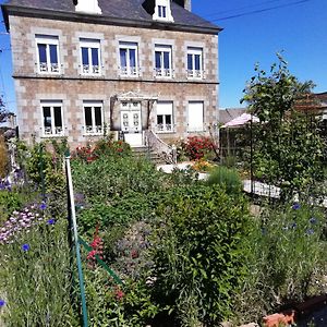 Le Vieux Notaire Bed & Breakfast Landelles-et-Coupigny Exterior photo