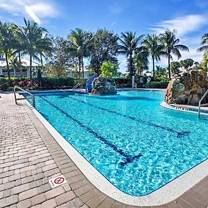 Naples Condo With Golf View And Resort-Style Amenities Exterior photo