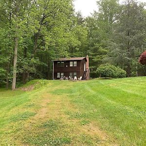 The Cottages Bed And Breakfast Etlan Exterior photo