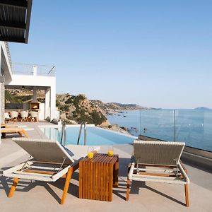 Rozites Luxury Beachfront Villa Kerames Exterior photo