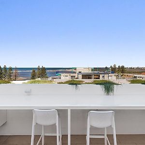 Luxury 5-Floor Unit With Ocean Views Near Beach Caloundra Exterior photo