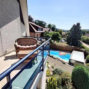 La Mouche,Chambres Avec Terrasse Vue Sur La Riviere Humes-Jorquenay Exterior photo