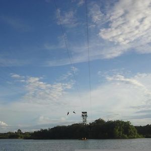 Papa Kit'S Marina & Fishing Lagoon Liloan Exterior photo