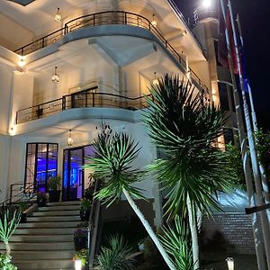 Garden Boutique Hotel Elbasan Exterior photo