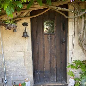 Wisteria Cottage Melksham Exterior photo