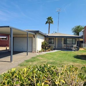 Dock Side House Along The Delta Of Oakley, Ca Villa Exterior photo