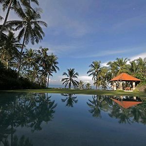Villa Rumah Pantai Bali Selemadeg  Exterior photo