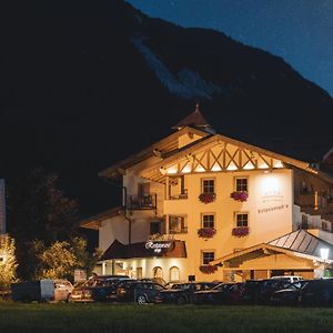 Loipenstubn Hotel Brixen im Thale Exterior photo