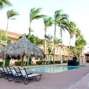 Punto Di Oro Apartments Resort Oranjestad Exterior photo