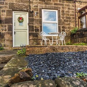 Finest Retreats - Tring-On-Tor Villa Matlock  Exterior photo