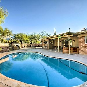 Walkable Tucson Retreat With Pool And Fire Pit! Villa Exterior photo