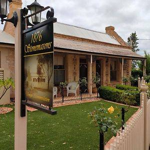 1876 Stonemasons Hotel Port Moonta Exterior photo