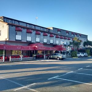 Hotel Restaurante America Oca Exterior photo