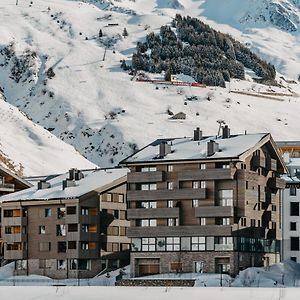 Andermatt Alpine Apartments Exterior photo