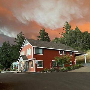 Santos Family Farm Retreat Villa Yamhill Exterior photo