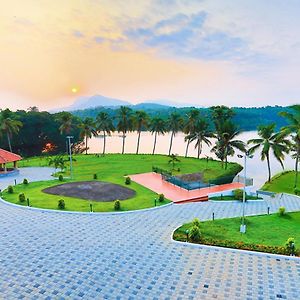 Palette - Periyar Resort Kotamangalam Exterior photo